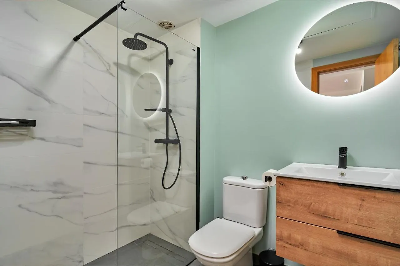 2-Bedroom Apartment With Seaview ネルハ 0*,
